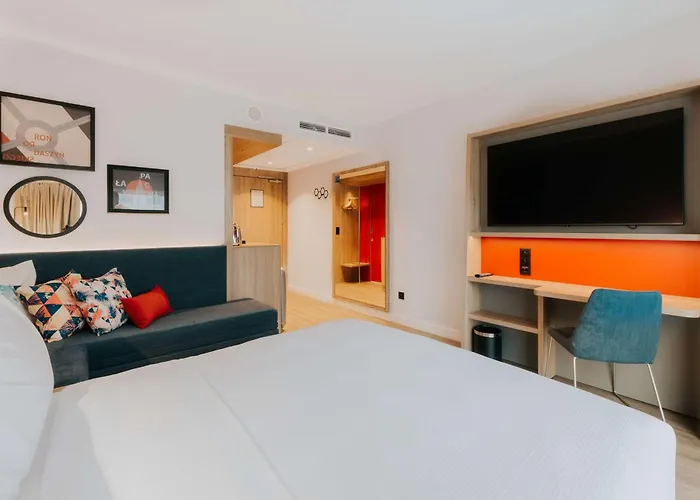 Hampton By Hilton Warsaw Reduta Hotel