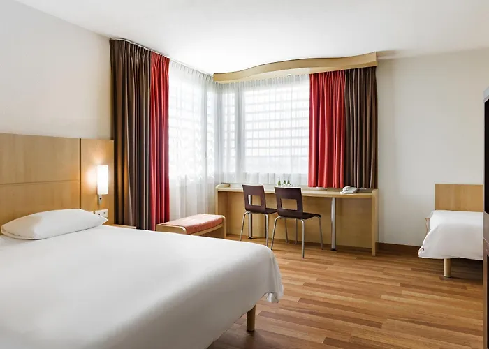 Hotel Ibis Warszawa West Station